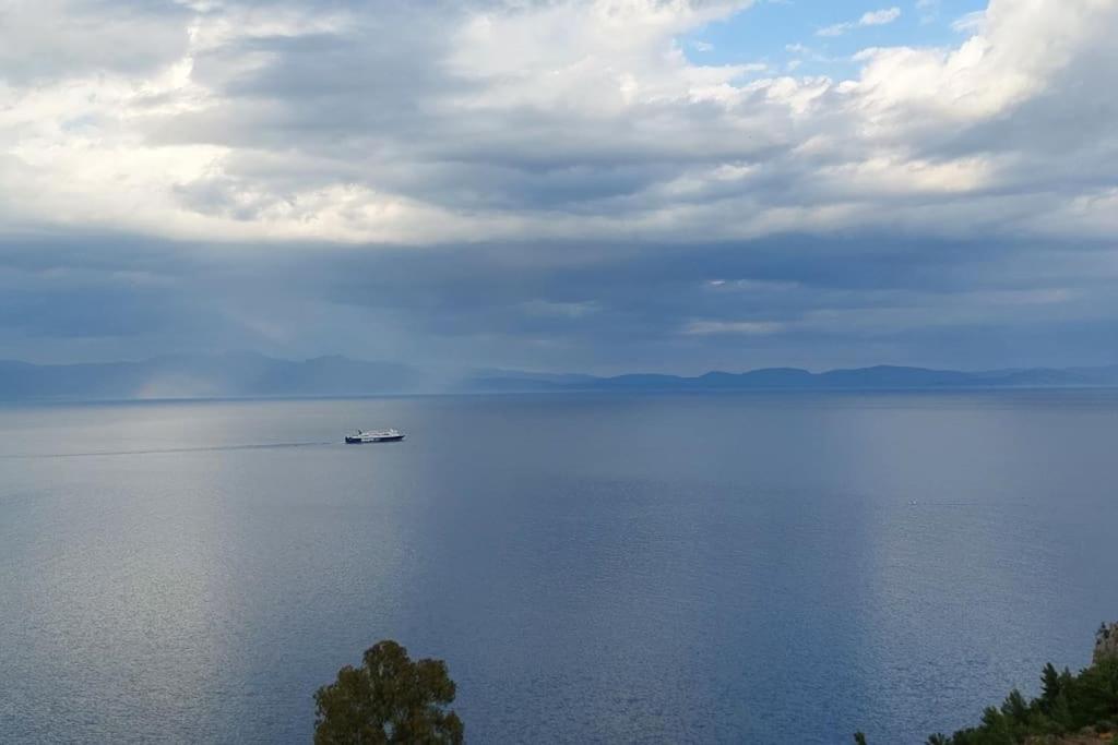 Simply Meraki Gytheian Apt With Panoramic Sea View ギシオ エクステリア 写真
