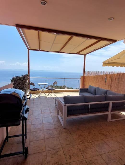 Simply Meraki Gytheian Apt With Panoramic Sea View ギシオ エクステリア 写真
